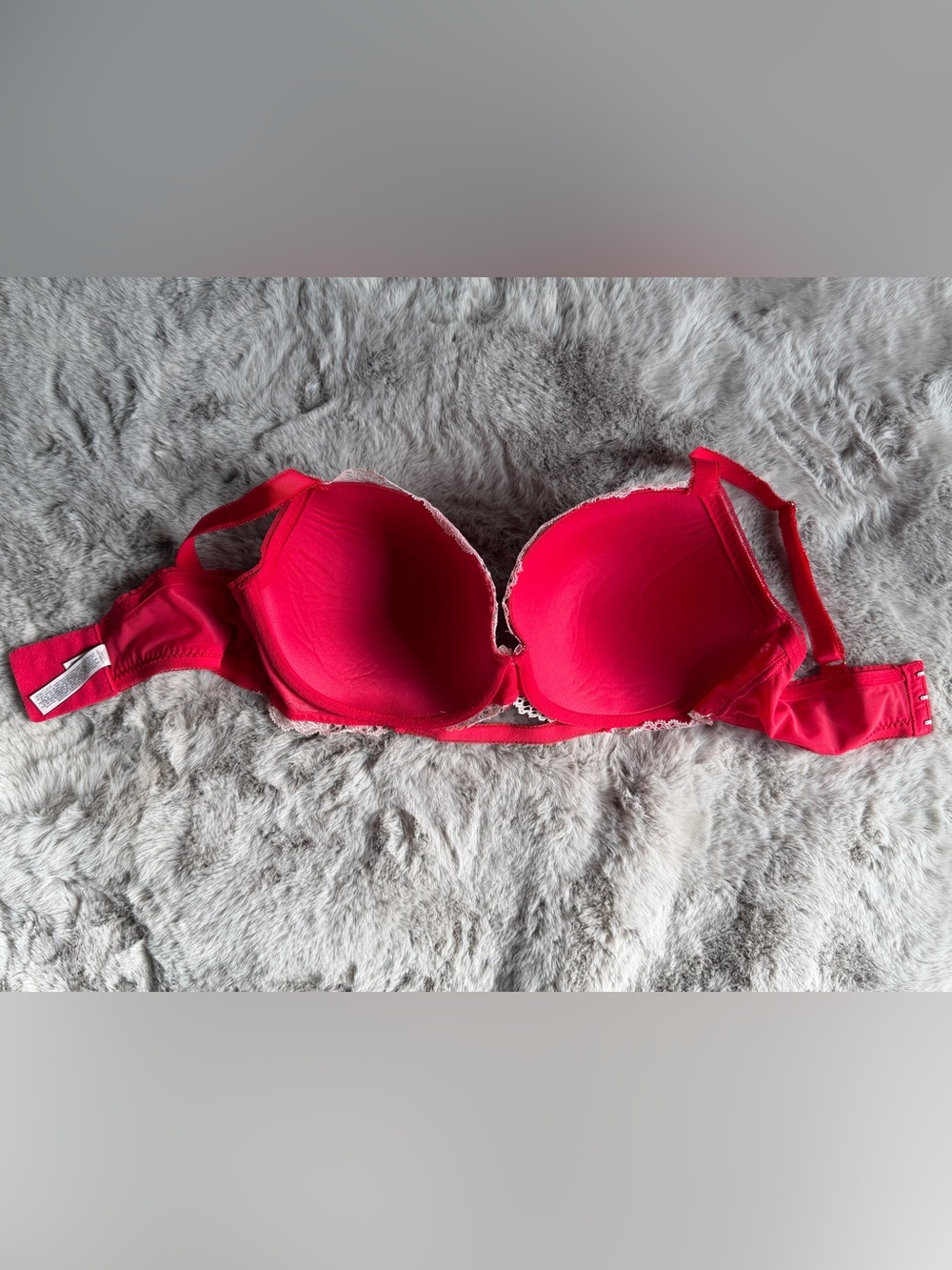 Victoria's Secret Dream Angles - 2 Bra Bundle - Picture 4 of 10